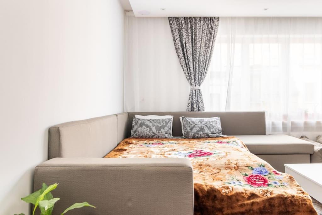 European Heart 2-bedroom Flat. Brüssel